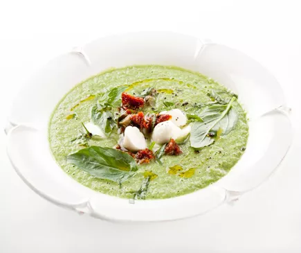 Холодный огуречный суп с моцареллой Unagrande